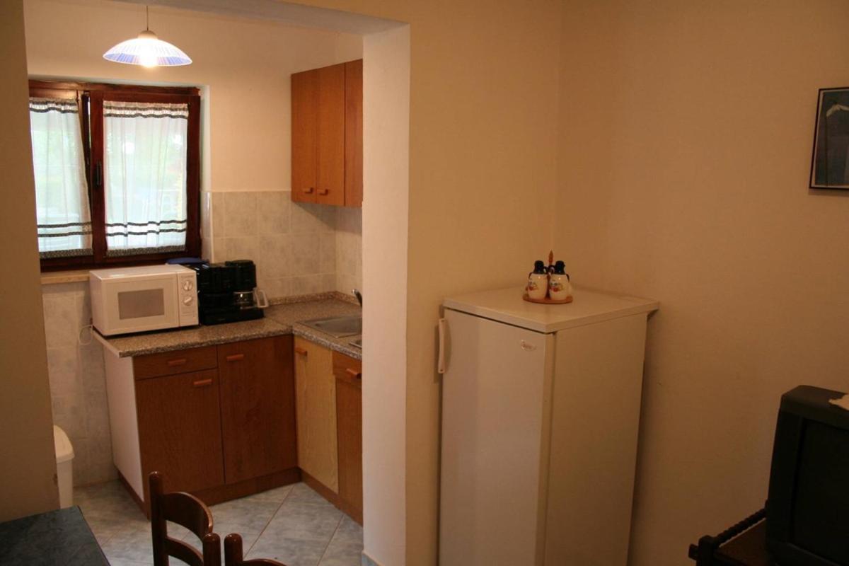 Apartments Susy Pula Exterior photo